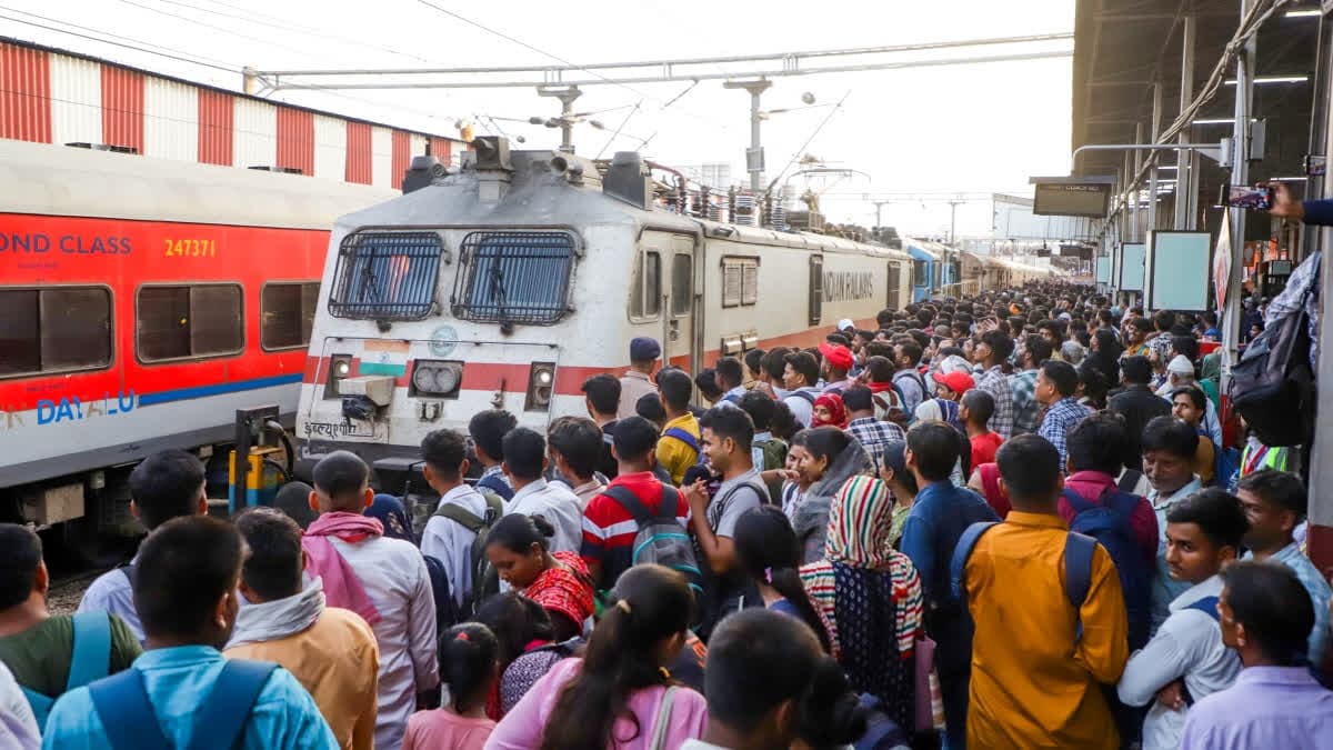 Southern Railway Achieves Record Occupancy on Special Trains | рджрдХреНрд╖рд┐рдгреА рд░реЗрд▓рд╡реЗ рдХреА рд╡рд┐рд╢реЗрд╖ рдЯреНрд░реЗрдиреЛрдВ рдореЗрдВ рд░рд┐рдХреЙрд░реНрдб рдпрд╛рддреНрд░реА рдЕрдзрд┐рднреЛрдЧ